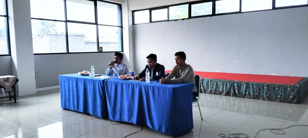 SEMINAR BEASISWA (PEMBUKAAN KEGIATAN MAHASISWA PENERIMA BEASISWA & EVALUASI KINERJA SEMESTERAN) ✍🏻 “The chosen ones: Menjawab Amanah Beasiswa dengan Aksi Nyata”. SEMINAR BEASISWA (PEMBUKAAN KEGIATAN MAHASISWA PENERIMA BEASISWA & EVALUASI KINERJA SEMESTERAN) ✍🏻 “The chosen ones: Menjawab Amanah Beasiswa dengan Aksi Nyata”.